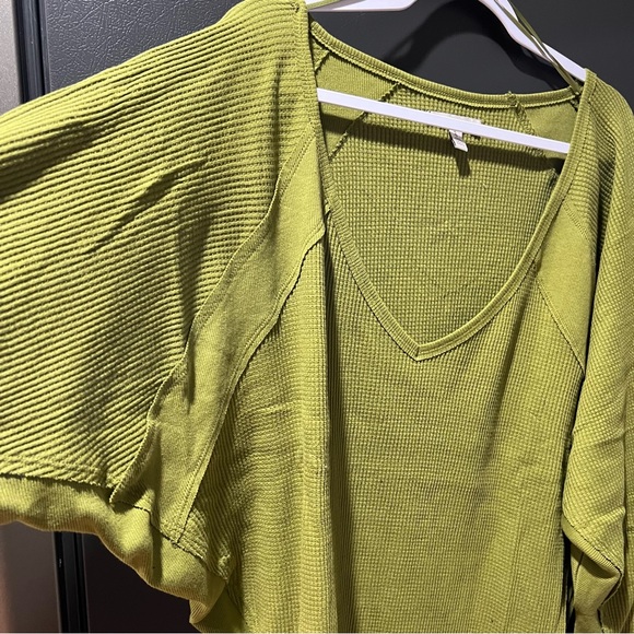 Free People Santa Clara Thermal Oversized Relaxed Sweater Olive Green Sz XS - Picture 5 of 6